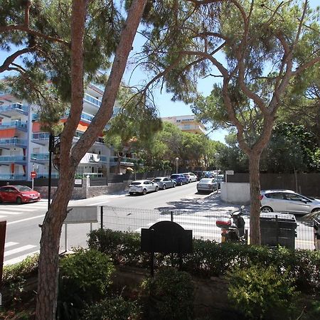 For A Stay Don Quijote Salou Bagian luar foto