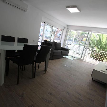 For A Stay Don Quijote Salou Bagian luar foto